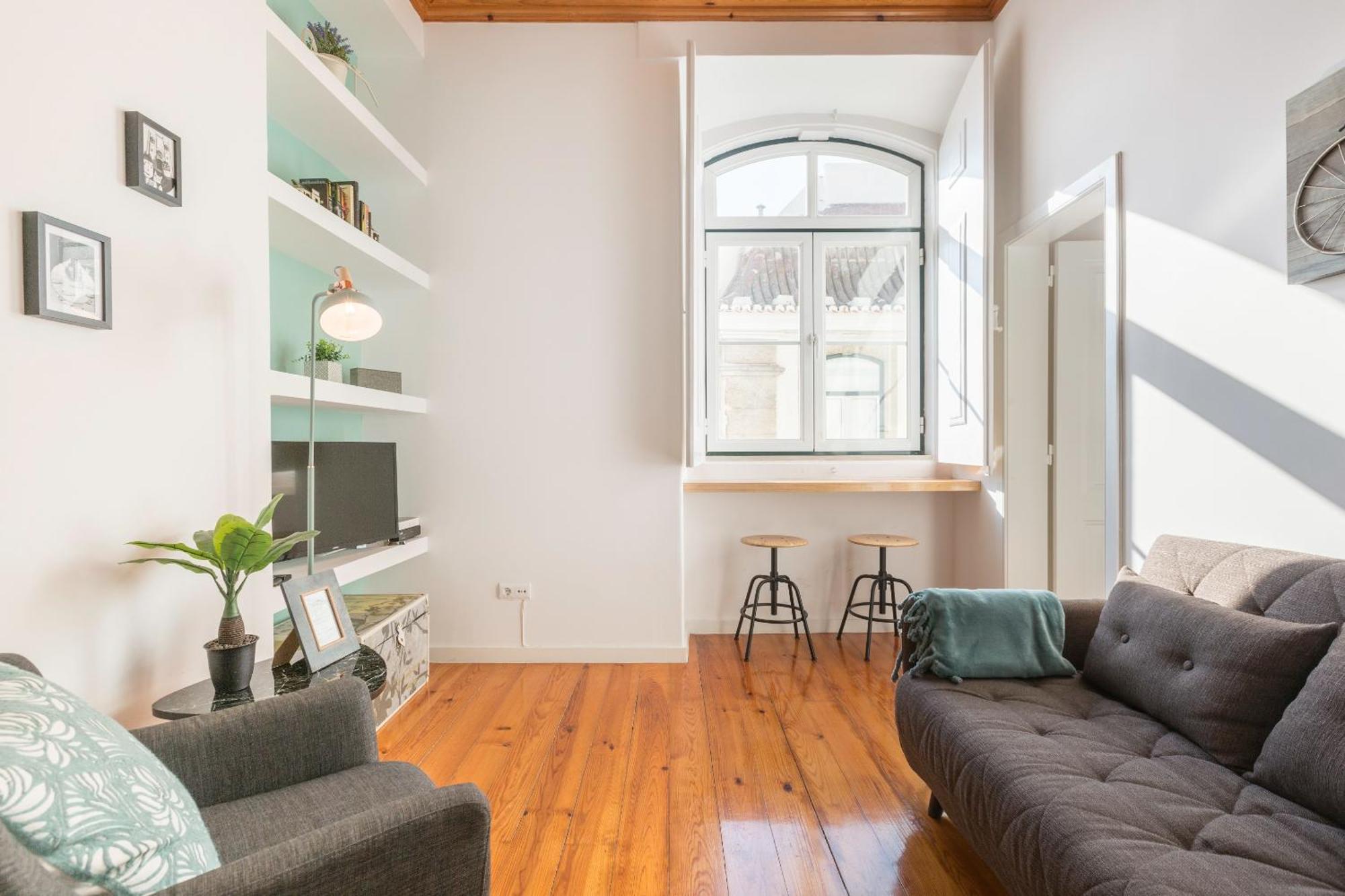 Apartment Rustic View In Baixa By River Tagus